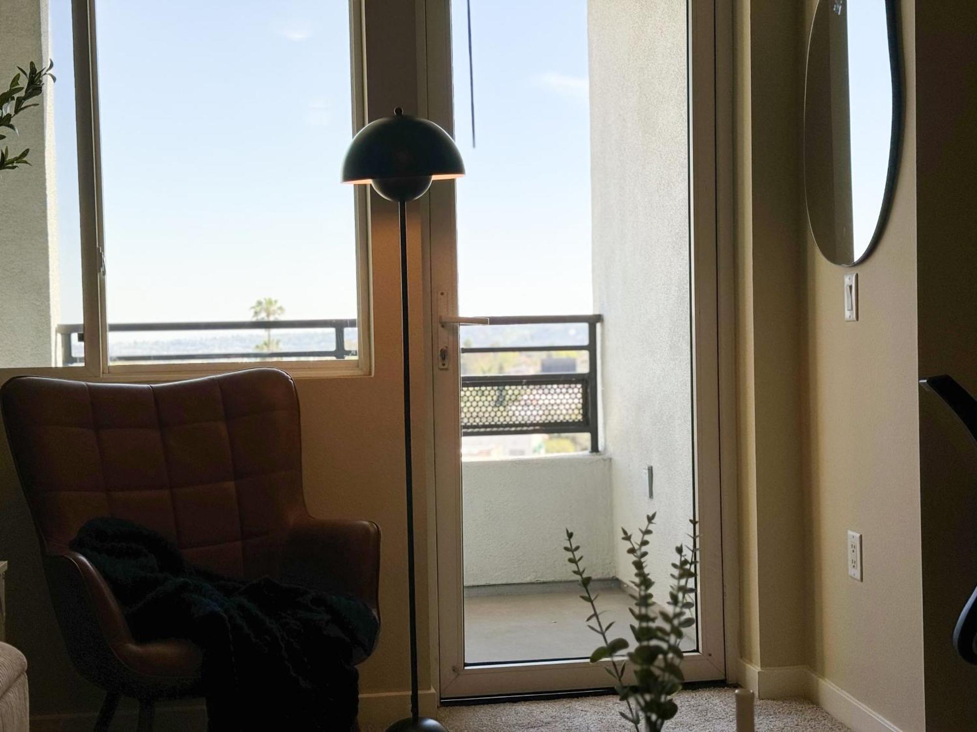 New La With Free Parking 10 Min To Cedars Apartamento Los Ángeles