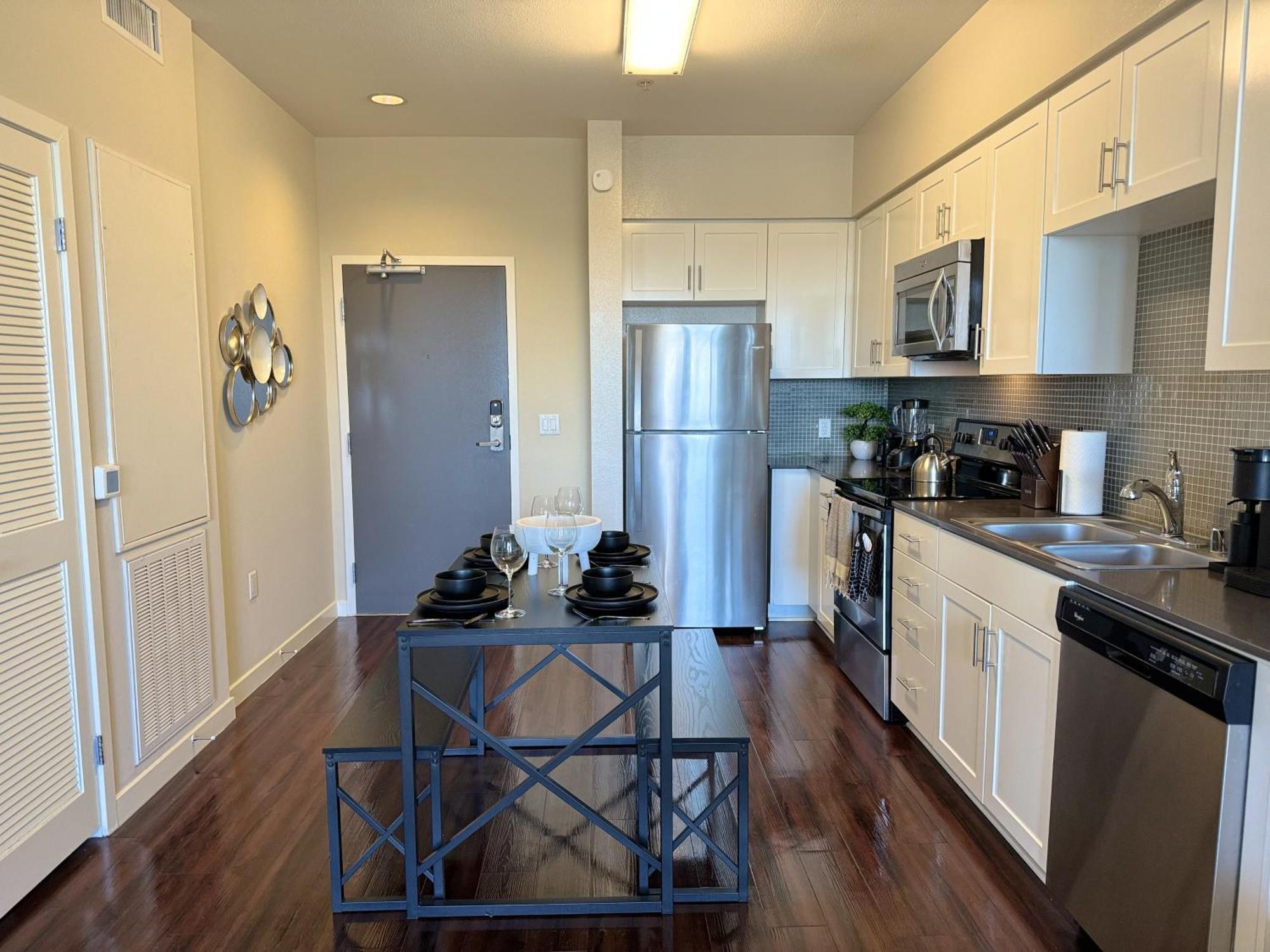 Apartamento New La With Free Parking 10 Min To Cedars